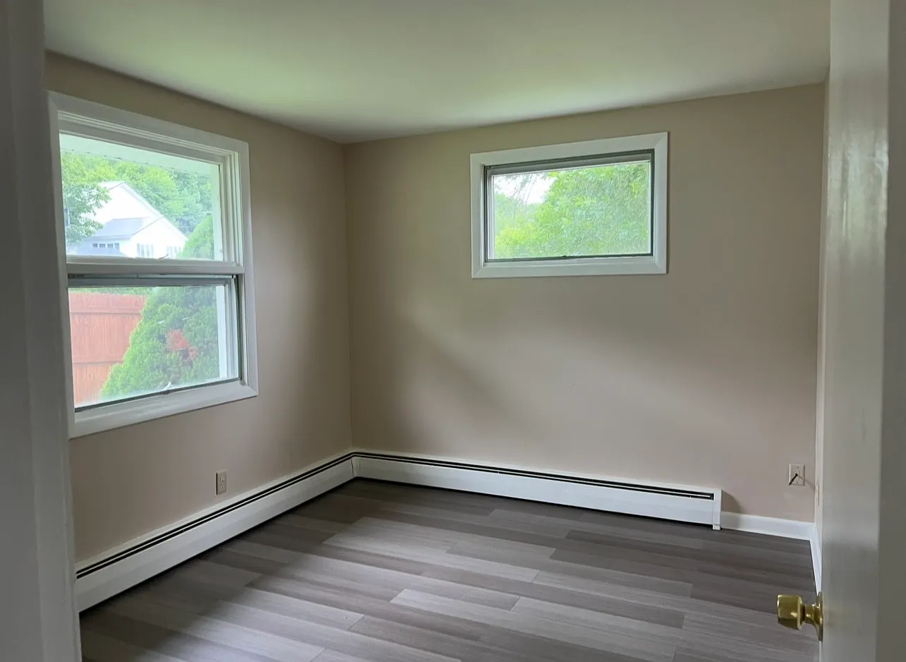 4 bed, 1600 sqft, $2,500 — Photo 4