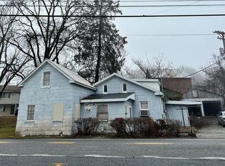 651 Country Club Rd, Red Lion, PA 17356