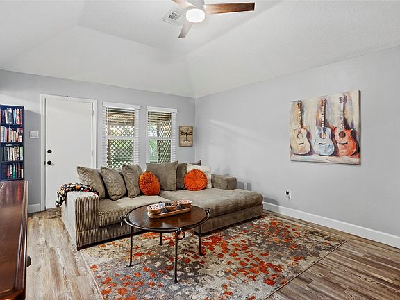3rd image of 5521 Pecos St