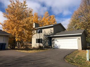 8917 Vinewood Ln N, Maple Grove, MN 55369