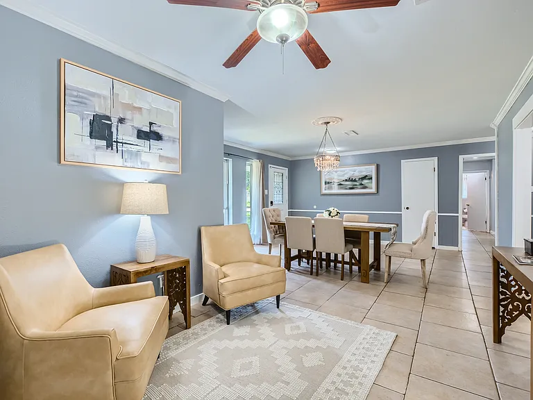 1308 Ashbury Dr — Photo 14