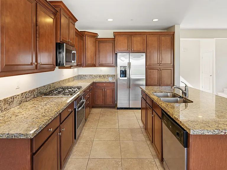 1202 Bellingham Dr — Photo 22