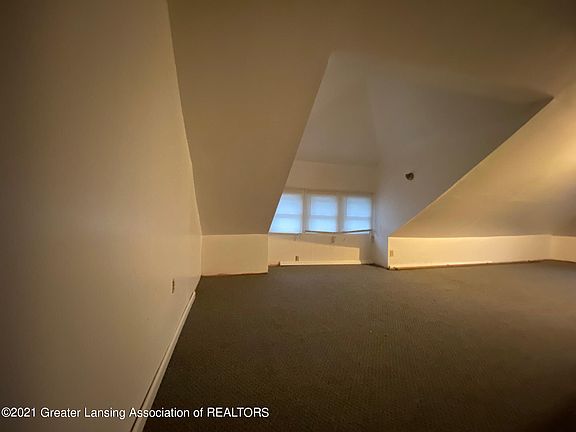 3rd image of 1507 W Malcolm X St