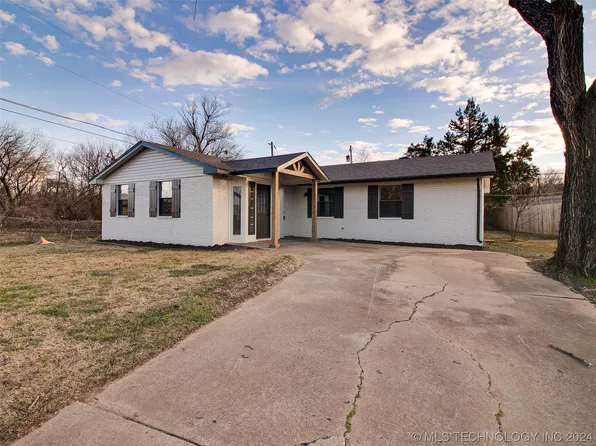 1708 W Newton St, Stroud, OK 74079