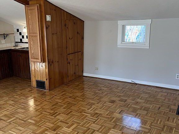 5th image of 114 Charles St #A