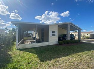 561 Magnolia Ave, Davenport, FL 33897