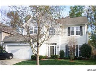 6522 Harburn Forest Dr, Charlotte, NC 28269