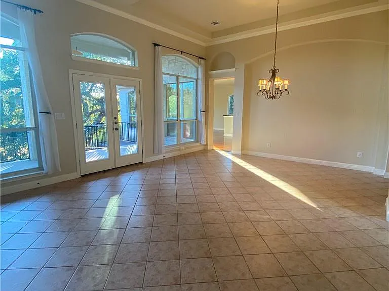 1813 Val Verde — Photo 9