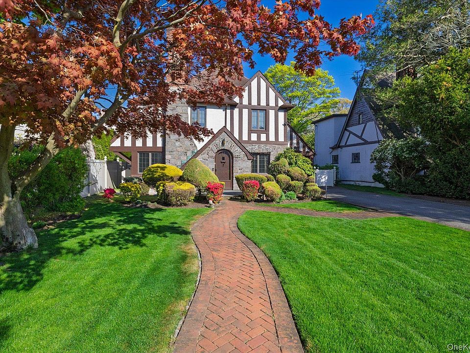 1st image of 19 Addison Place