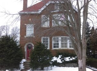3430 Wisconsin Ave, Berwyn, IL 60402