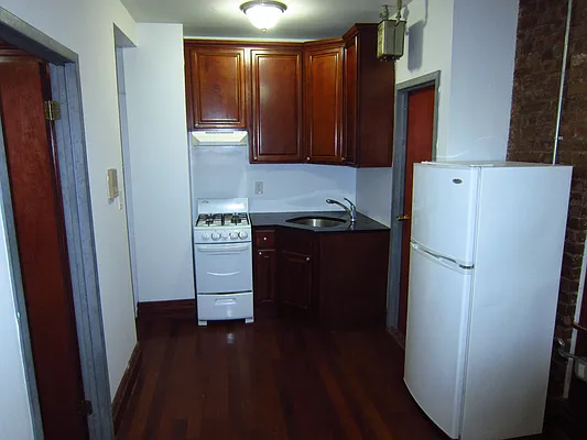 Rented by Alpha Properties NYC I LLC | media 17