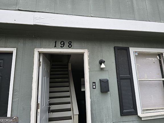 2nd image of 200 Washington St