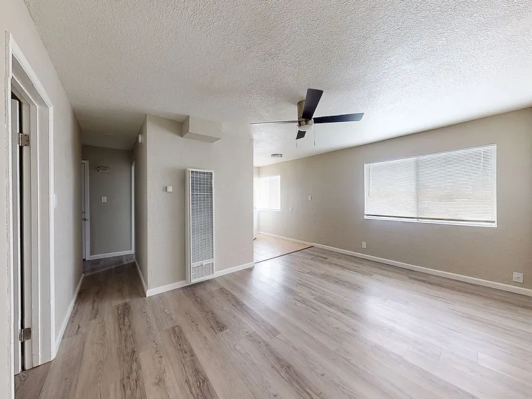 1810 E 25th Street — Photo 51