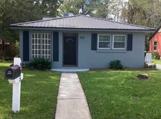 905 Cubbedge St, Savannah, GA 31415