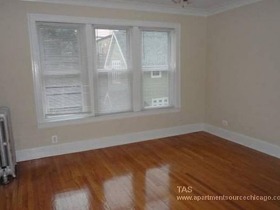 5th image of 1929 W Winona St #3