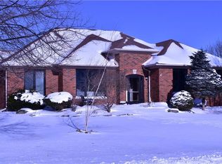 10 Featherstone Ave, Haldimand County, ON N0A 1P0
