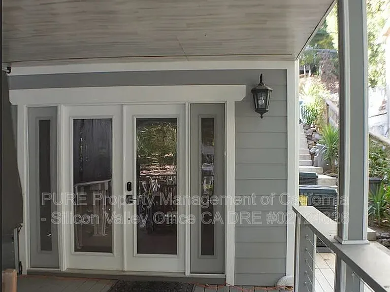 21518 Almaden Rd — Photo 4