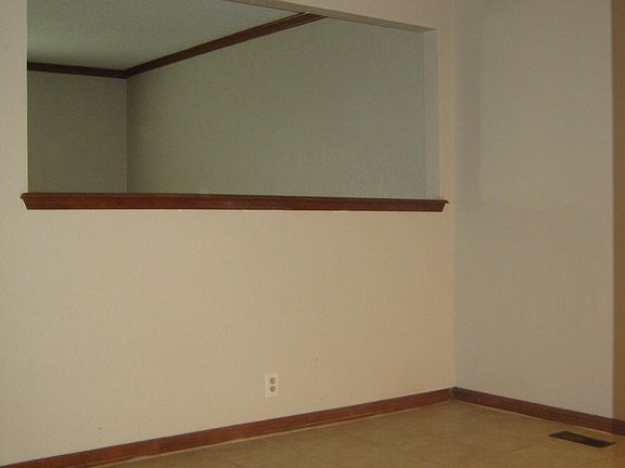 4th image of 3614 Wynn Cir #3614