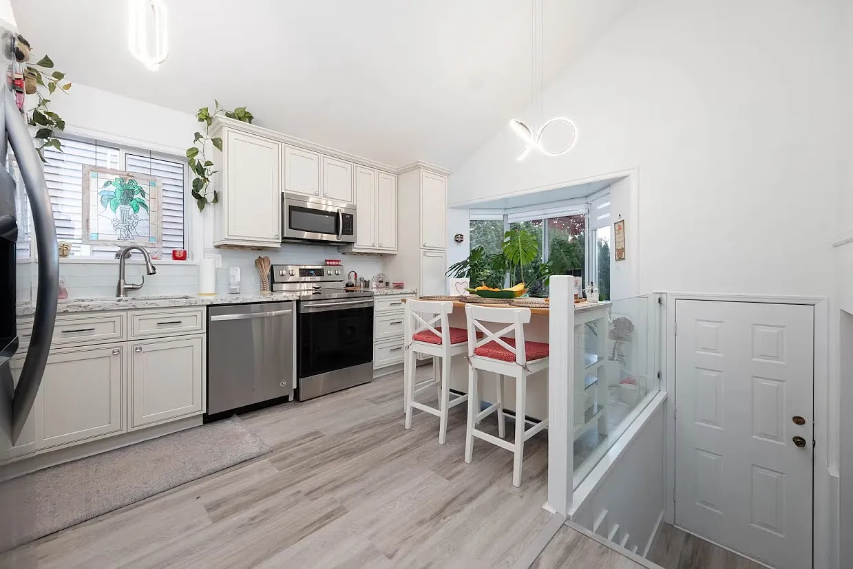 3 bed, 1500 sqft, $7,000 — Photo 4