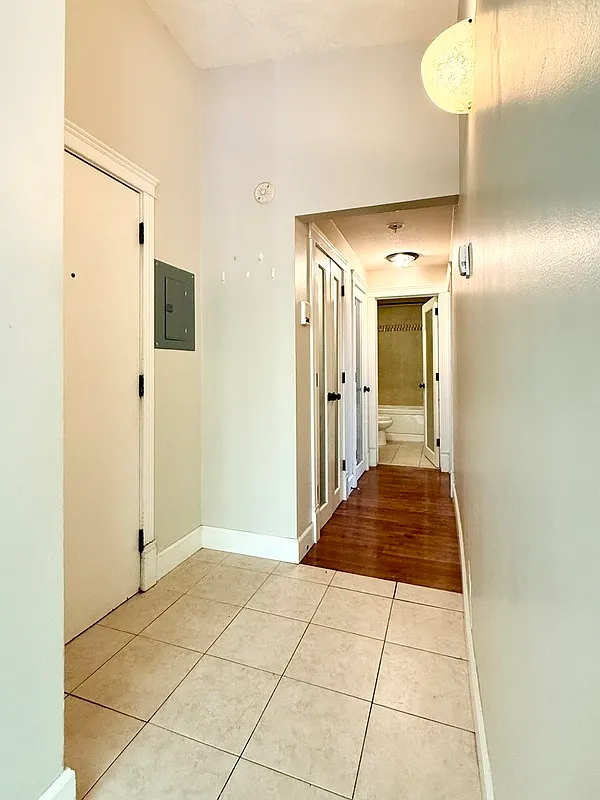 1 bed, 1.0 bath, 800 sqft, $1,100 — Photo 4