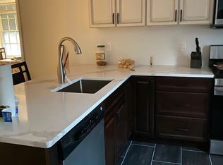 5500 Sargent Rd, Hyattsville, MD 20782