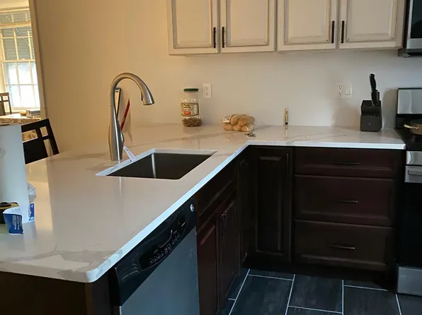 5500 Sargent Rd, Hyattsville, MD 20782