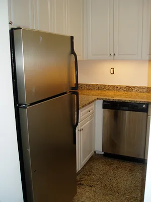 Rented by Symphony House Leasing Office | media 58