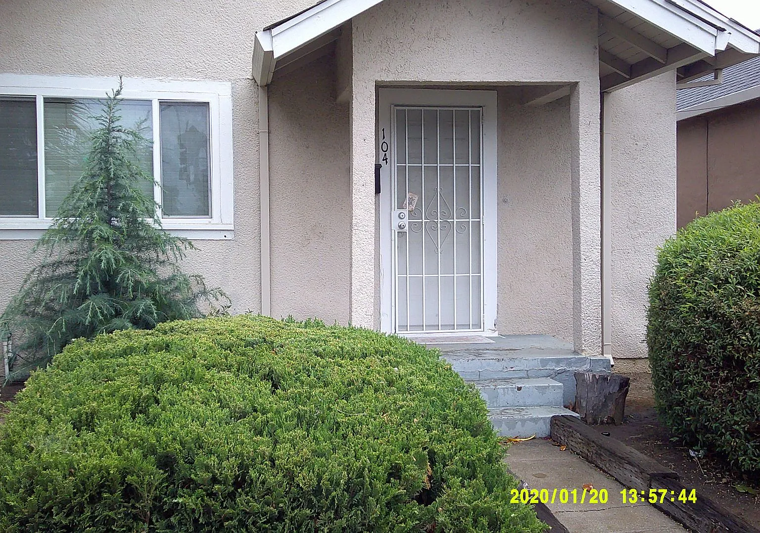 Walnut Ave. — Photo 1