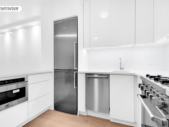 3rd image of 130 W 79th St APT 3B