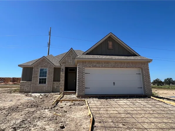 4736 Holm Oak Rd, Bryan, TX 77845