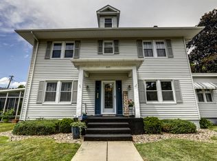 603 W South St, Clinton, IL 61727