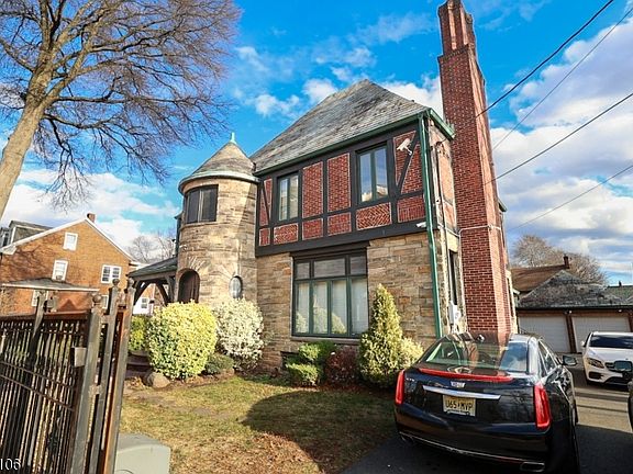 3rd image of 75-81 Chancellor Ave
