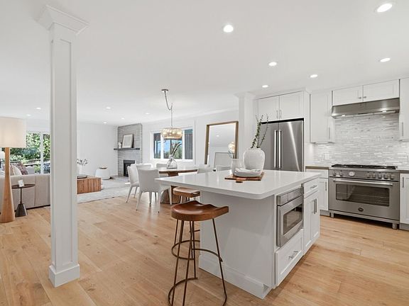 5th image of 3801 Vineyard Dr