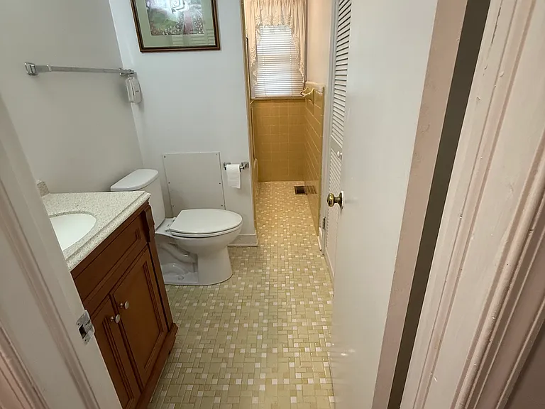 419 Scotland St — Photo 9