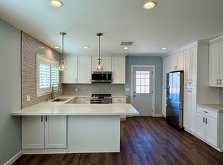 7915 Coldwater Canyon Ave, North Hollywood, CA 91605