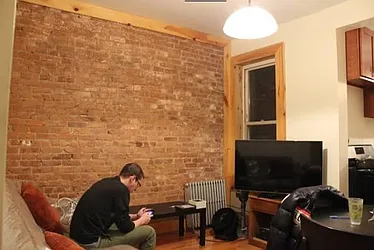 Rented by Loom Group