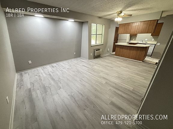 4th image of 1390 W Wedington Dr #12