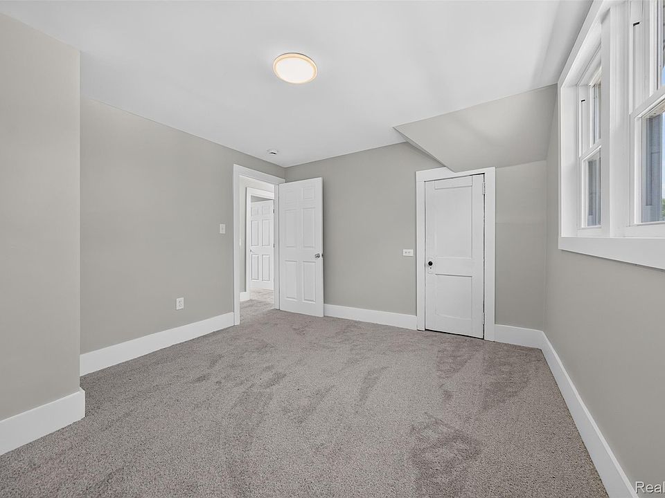 761 Columbia Rd, photo 20