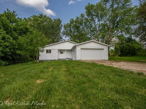 2812 Chestnut Ln, New Richmond, OH 45157