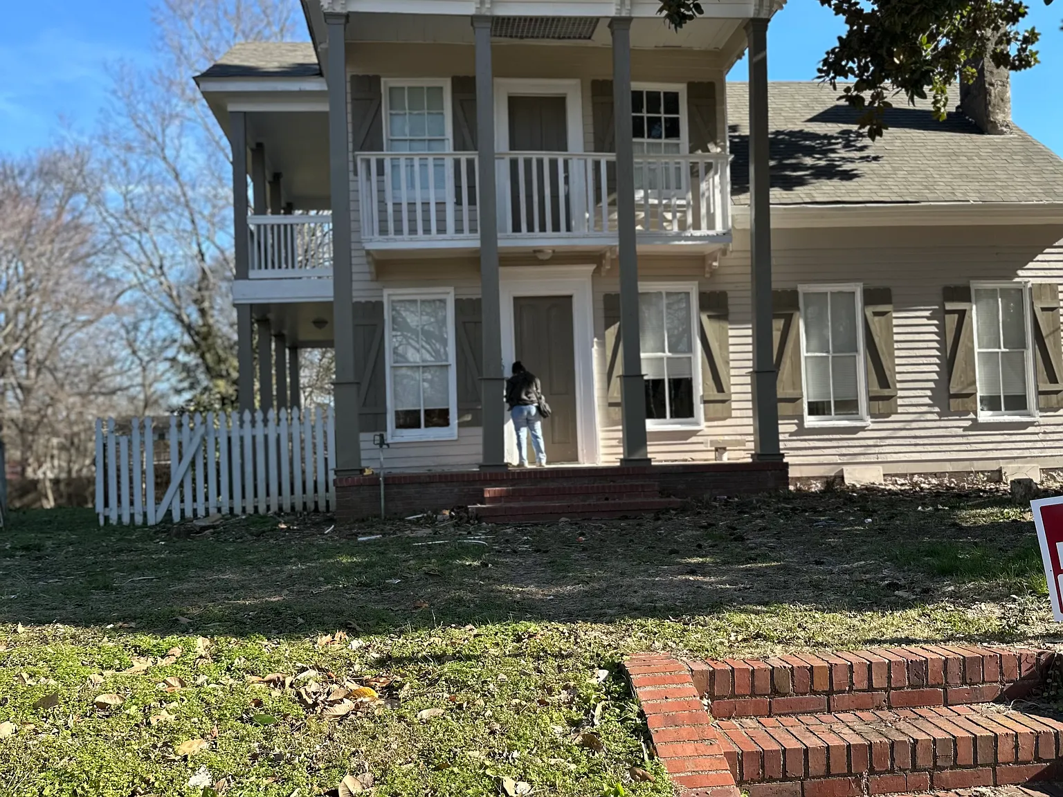 4 bed, 2441 sqft, $1,700 — Photo 3