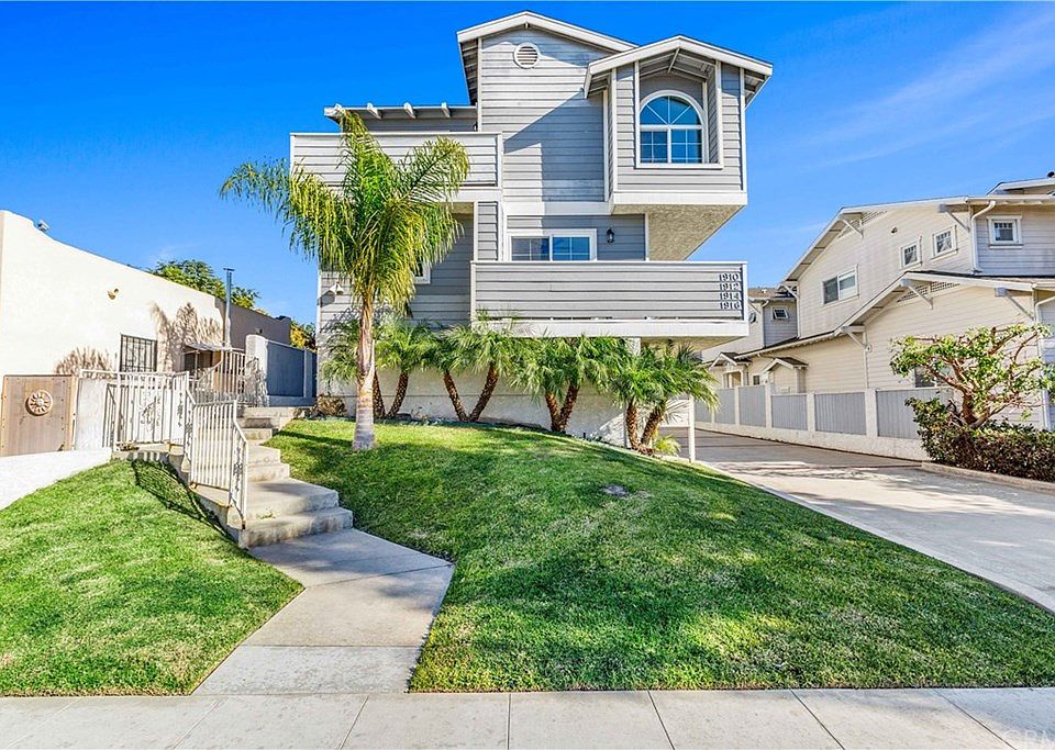 1st image of 1916 Cabrillo Ave