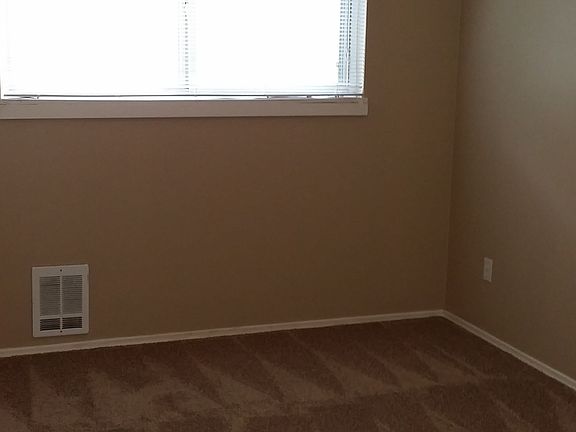 2nd image of 11540 Greenwood Ave N APT 6