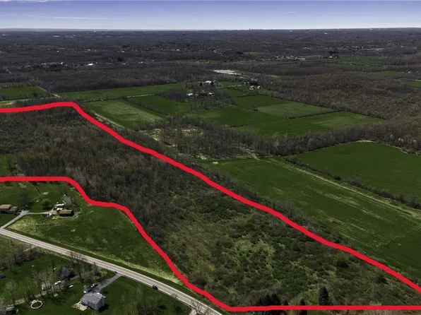 6030 Riddle Rd #53, Lockport, NY 14094