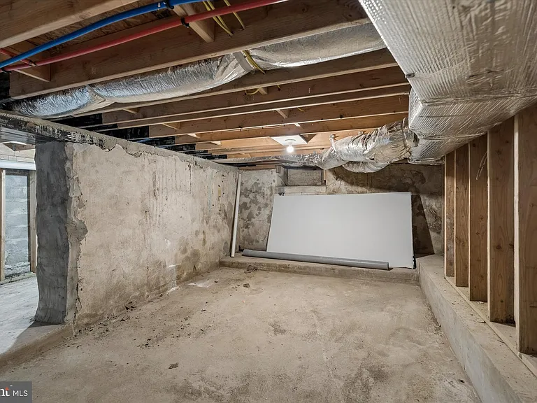 4359 Fleming St — Photo 40