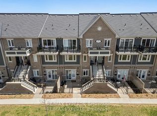 250 Sunny Meadow Blvd #127, Brampton, ON L6R 3Y6