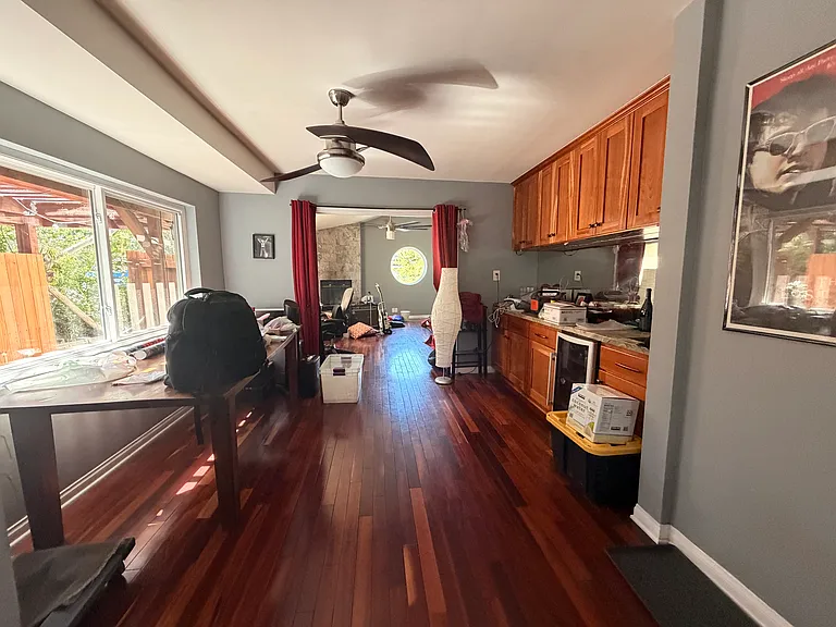 8625 Delmonico Ave — Photo 11