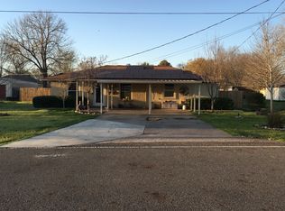 504 Airport Rd, Oak Grove, LA 71263