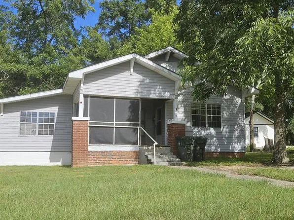 212 Montana St, Dothan, AL 36303