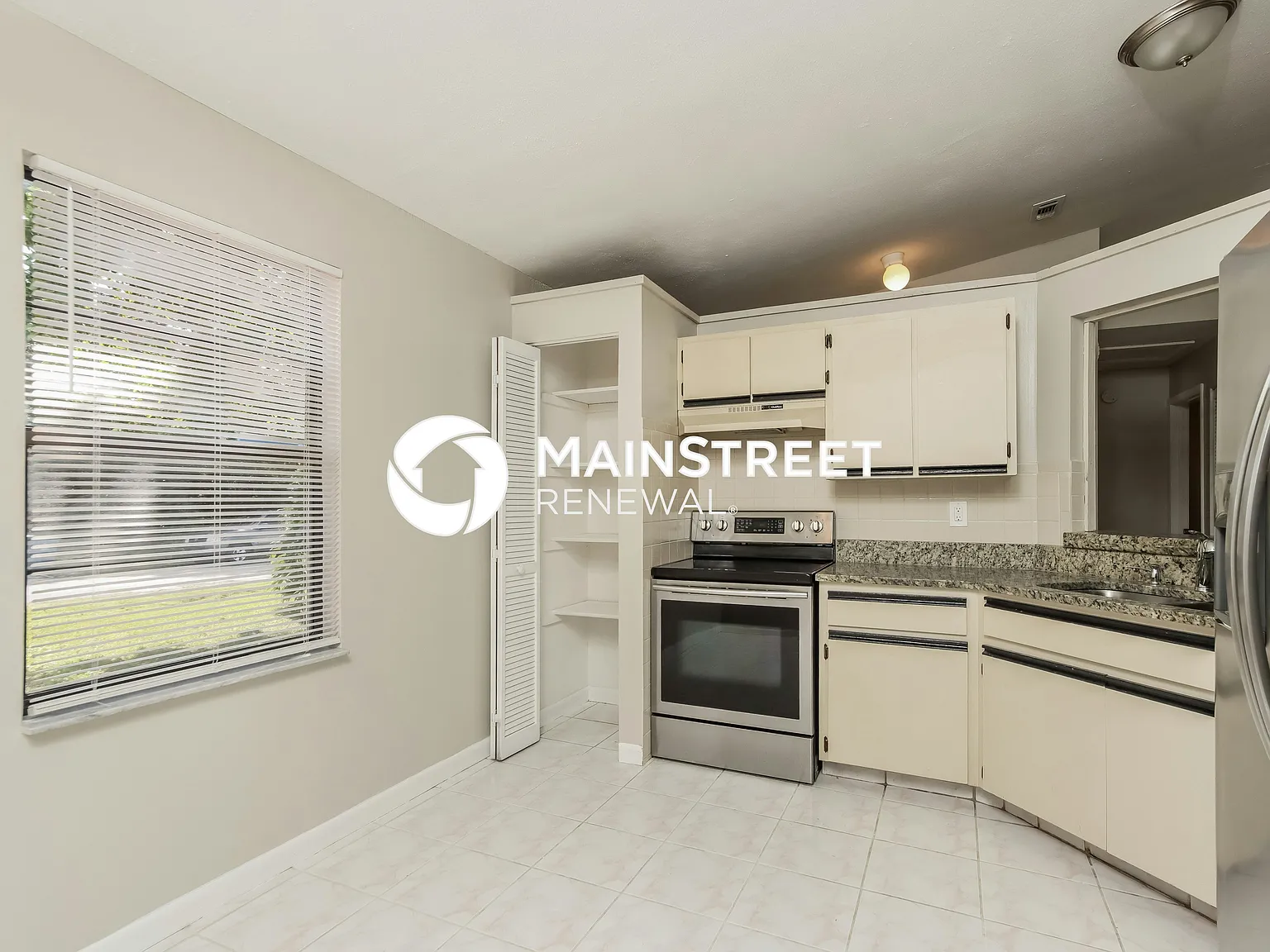 647 Pampas St NW — Photo 4