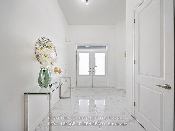 3rd image of 82 Closson Dr